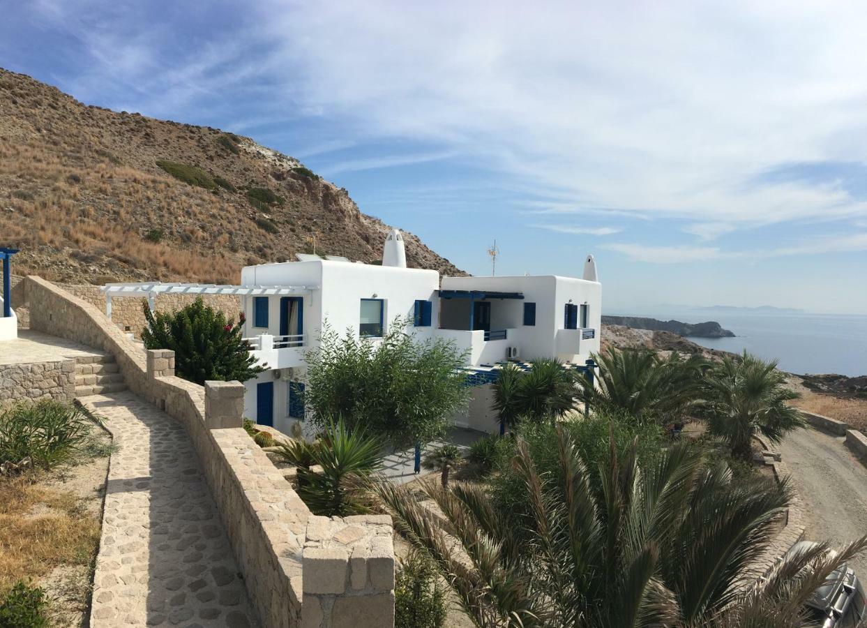 Heavenly Milos Suites Agia Kiriaki Beach  Exteriör bild