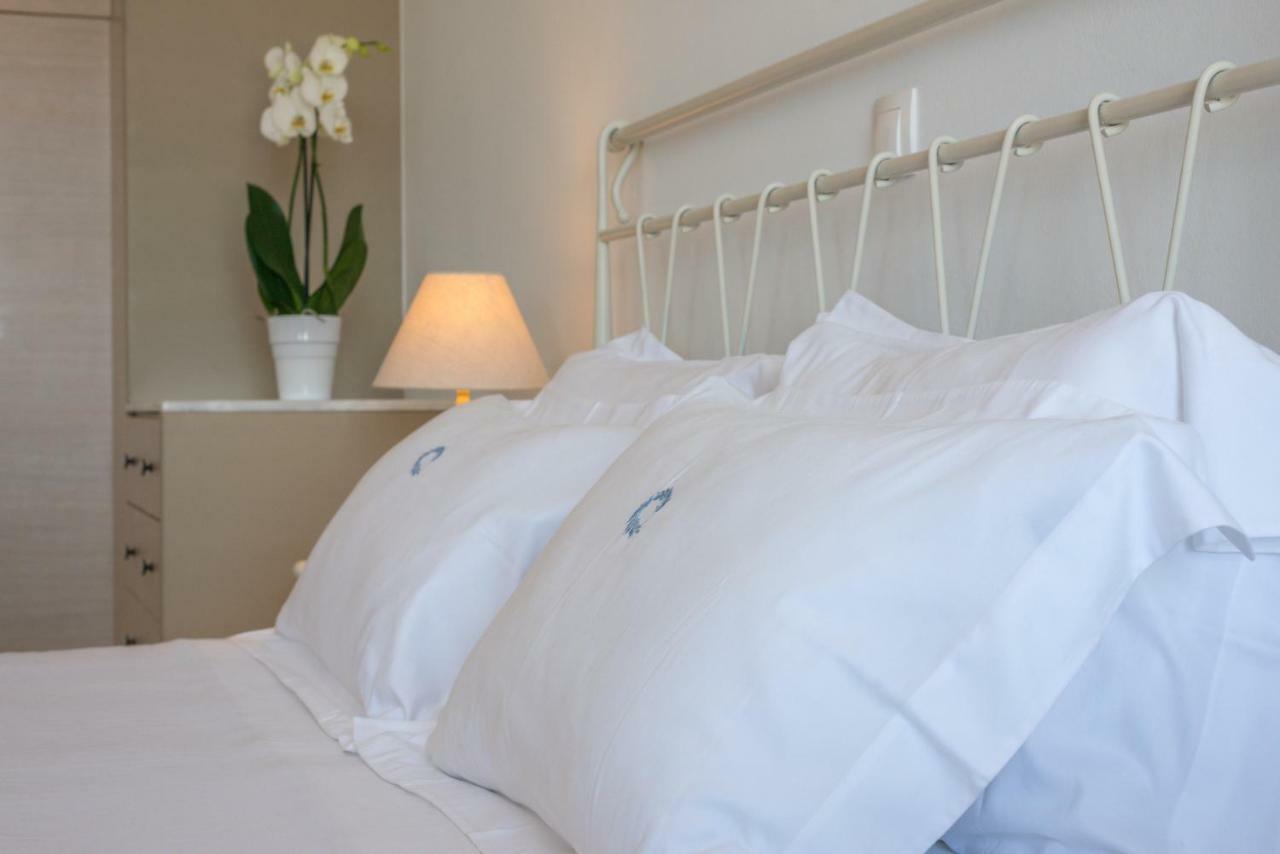 Heavenly Milos Suites Agia Kiriaki Beach  Exteriör bild
