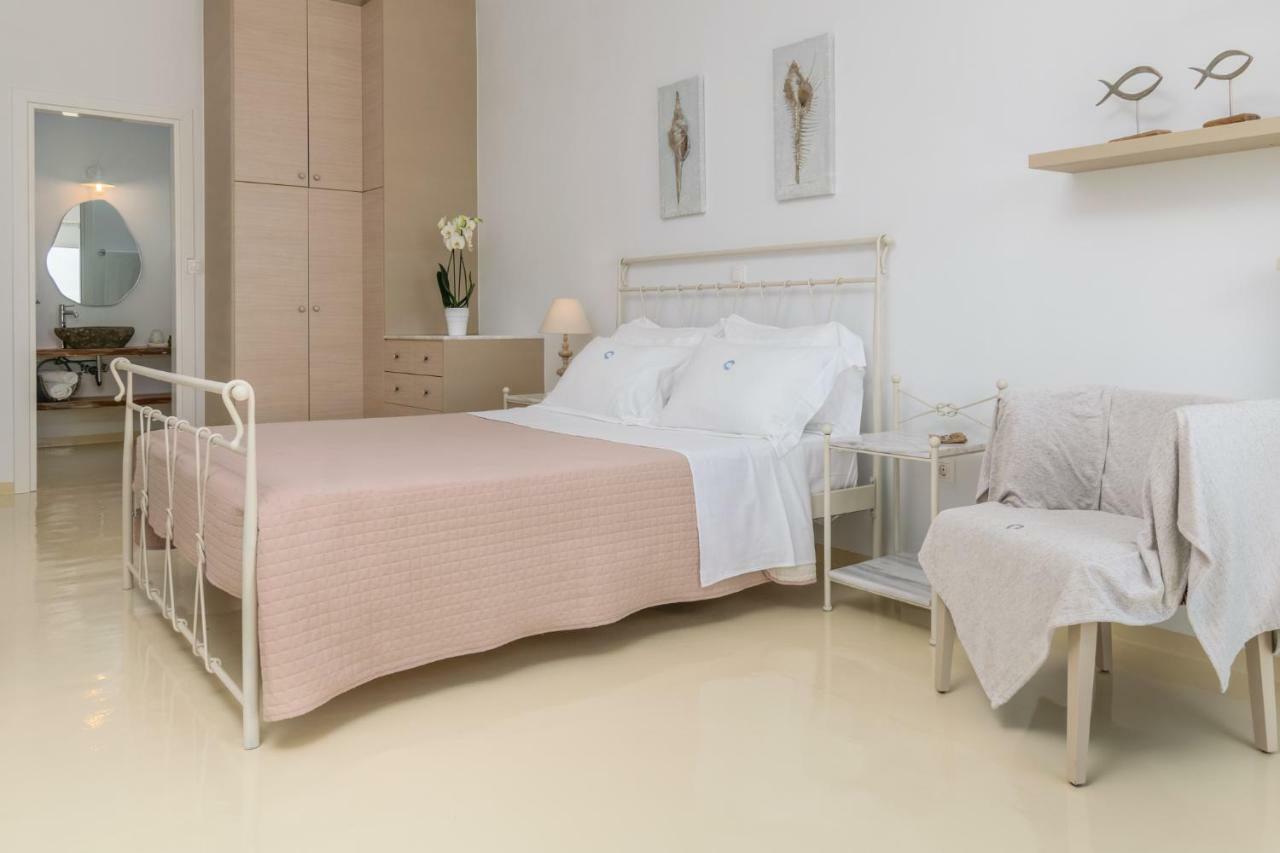 Heavenly Milos Suites Agia Kiriaki Beach  Exteriör bild
