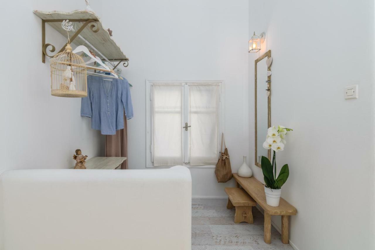 Heavenly Milos Suites Agia Kiriaki Beach  Exteriör bild